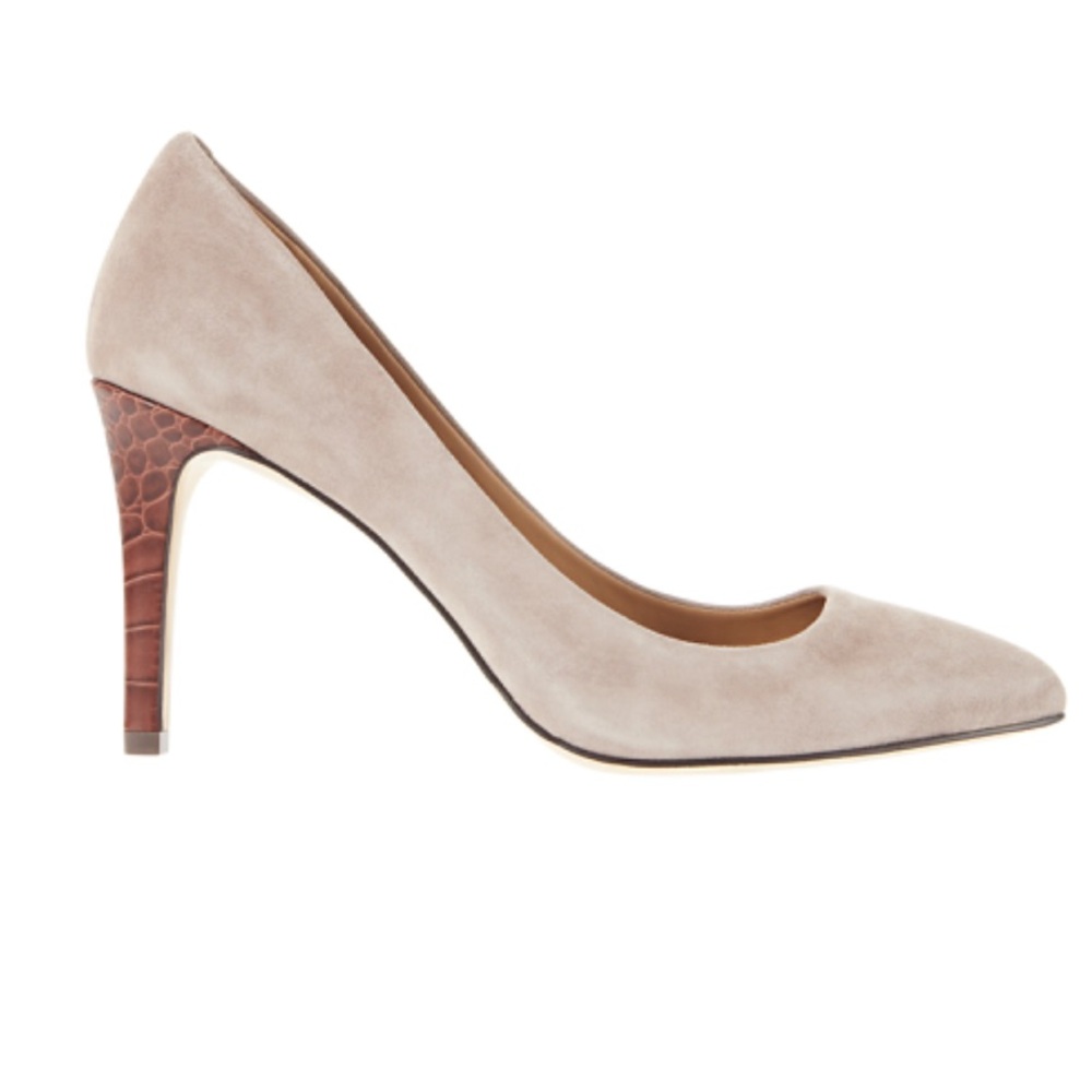 Ann Taylor Kenzie Suede Pump Driftwood size 8